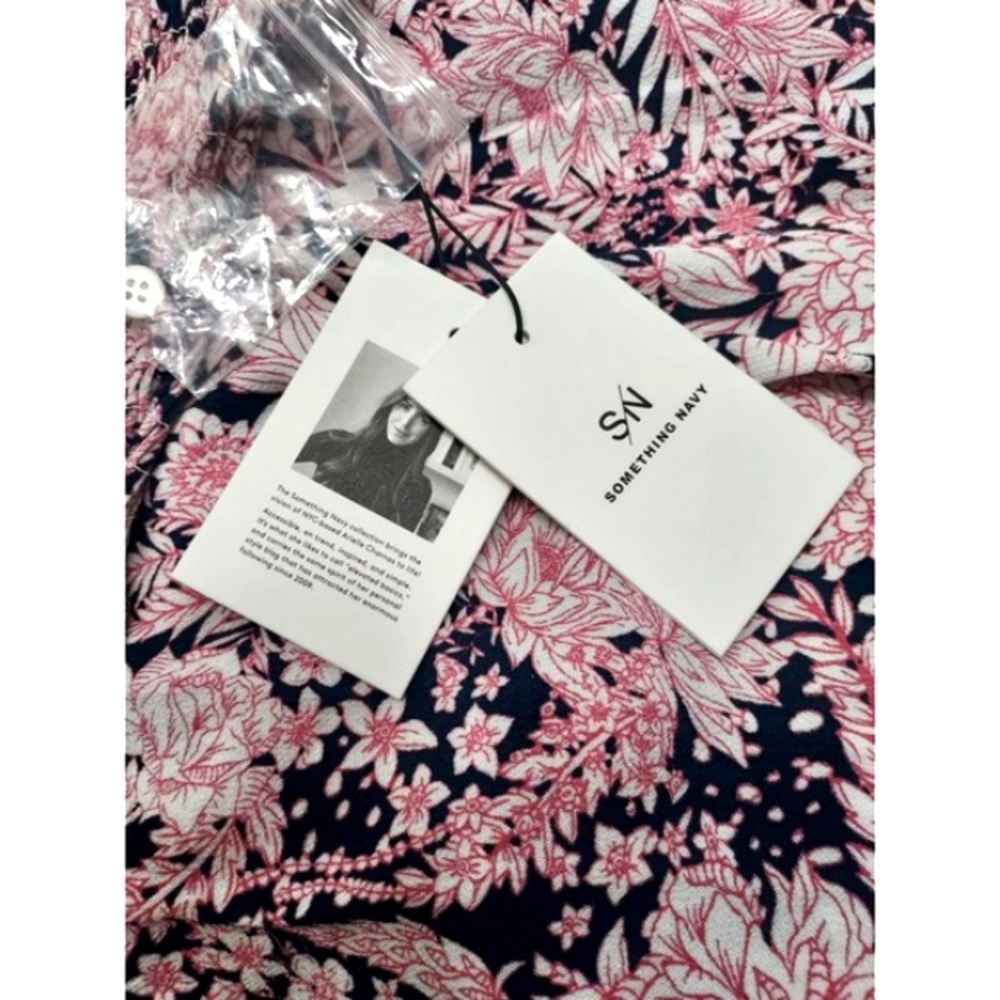 Something Navy - Pink/Navy Fairy Floral Print Smocked NWT Maxi Dress Size M - Picture 9 of 9